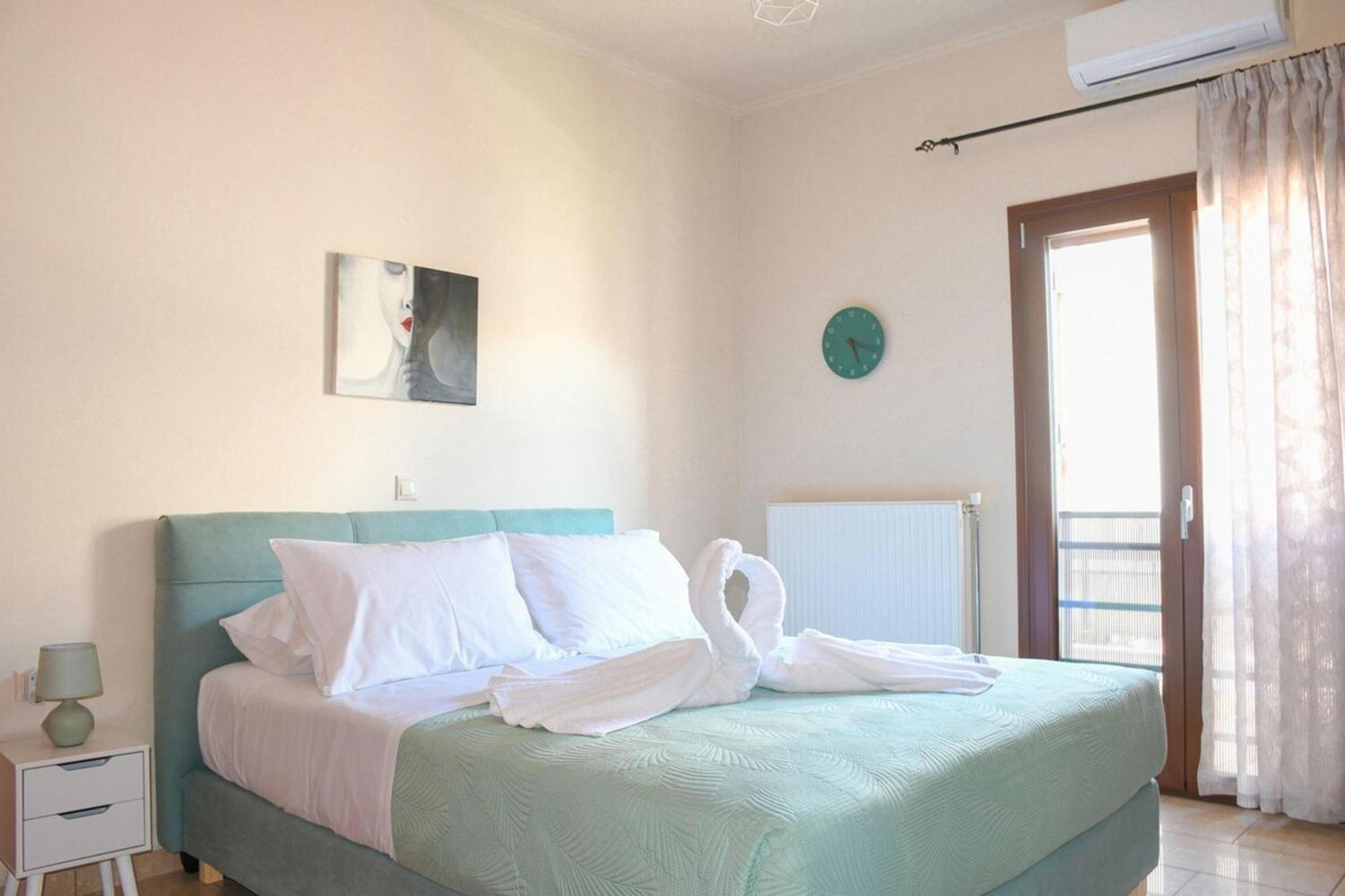 Giovanni City House Near Chania City Center Chrissi Akti Chania Exterior foto